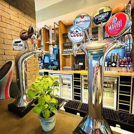 Ocean Breeze Kamp alanı Filey