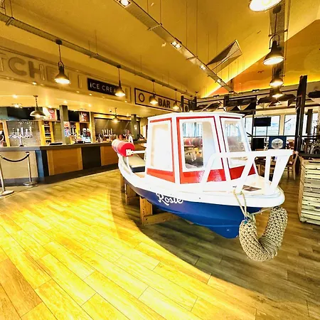 Ocean Breeze Kamp alanı Filey